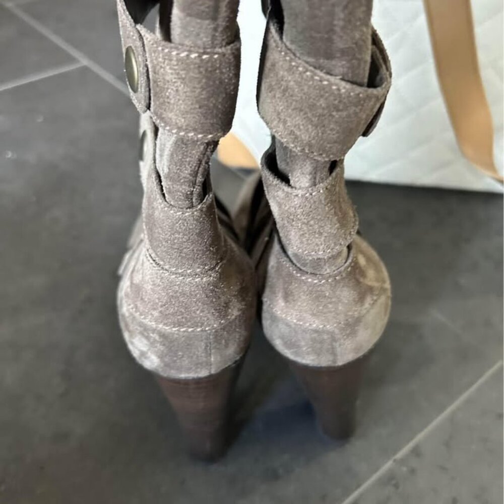 Janet And Janet Boots - image 4